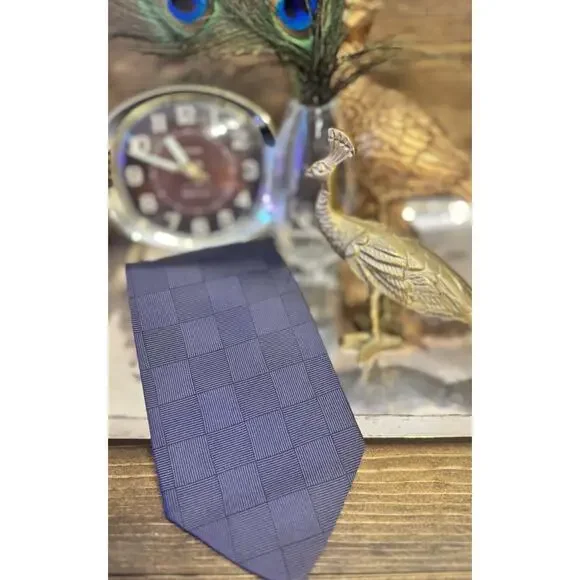 Vintage Valentino Navy Silk Made In Italy Designer Classic Daddy 90s y2k Boss - Picture 8 of 11